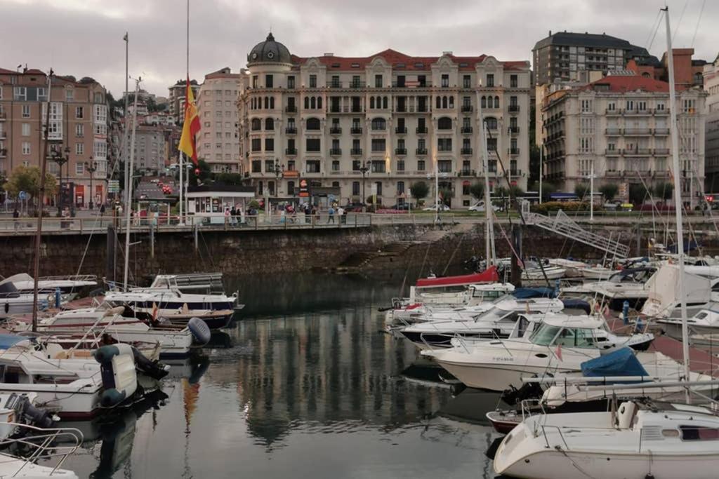 Acogedor Apartamento En El Centro De Santander Apartment Bagian luar foto